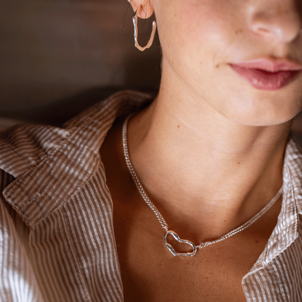 Amor Necklace