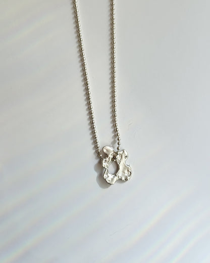 Machia Necklace