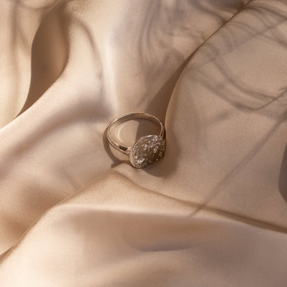 Luna Ring