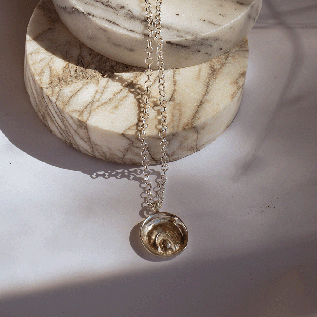 Fermata Necklace
