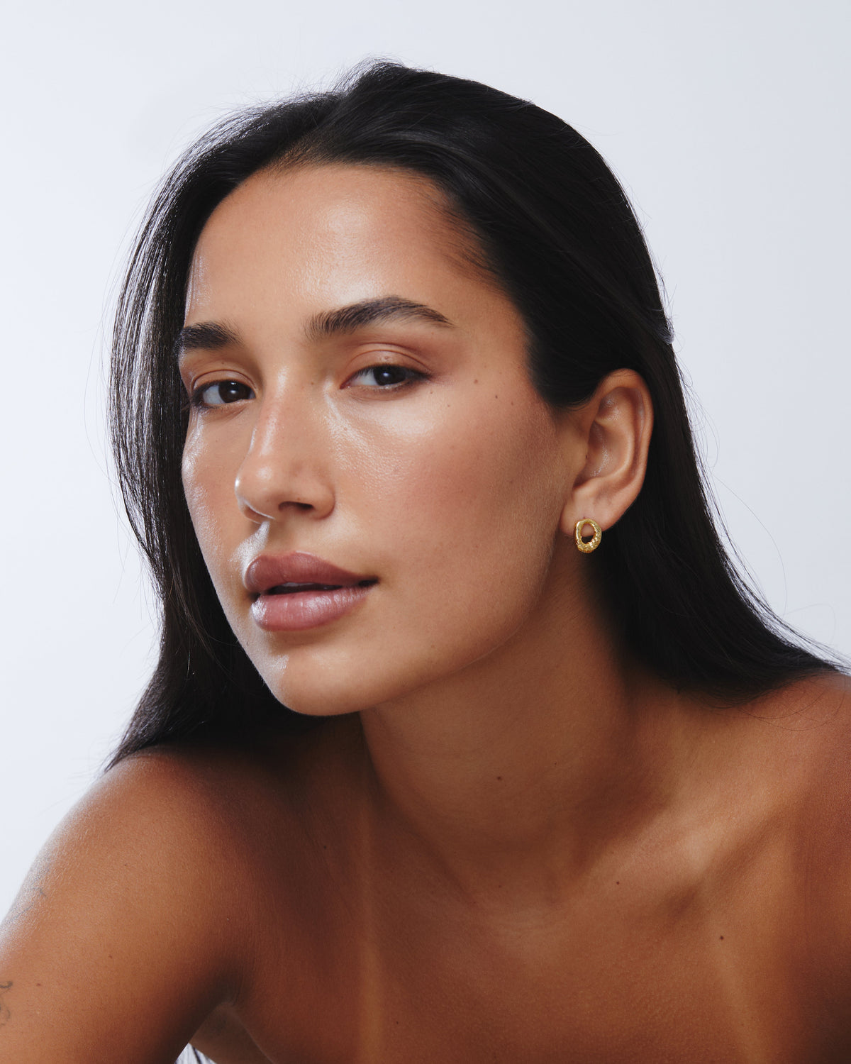 Simple Earrings Gold