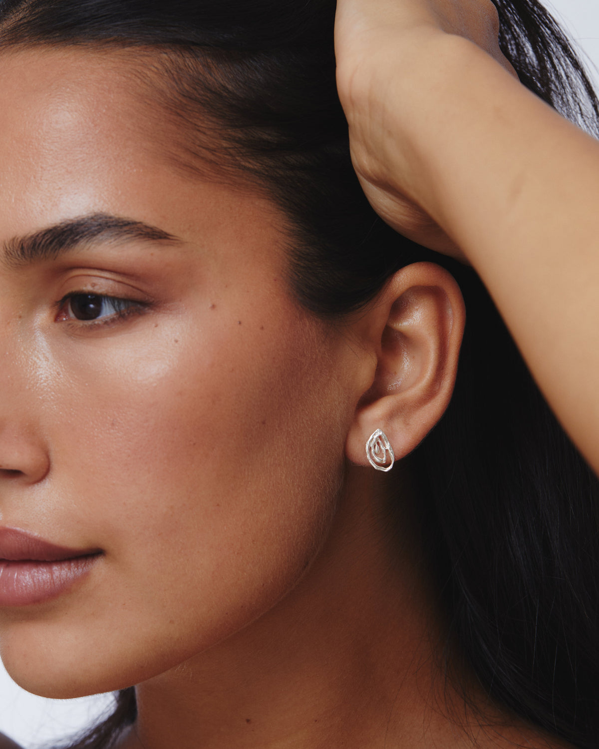 Oyster Mini Earrings